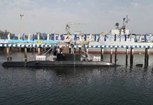 زیردریایی «فاتح» به نیروی دریایی ارتش جمهوری اسلامی ایران ملحق شد