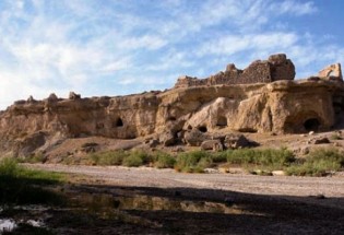 غبار فراموشی بر هویت تاریخی لادیز / "قلعه تاریخی" در خطر نابودی کامل قرار دارد